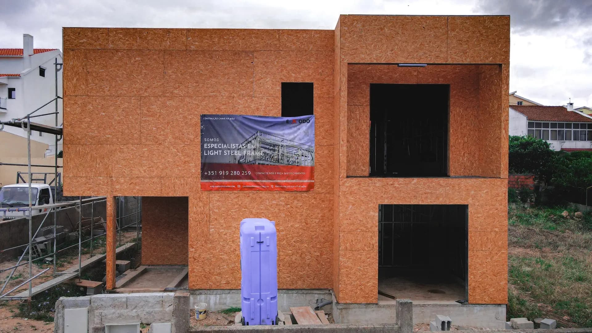 OSB Fachada Frente Completa