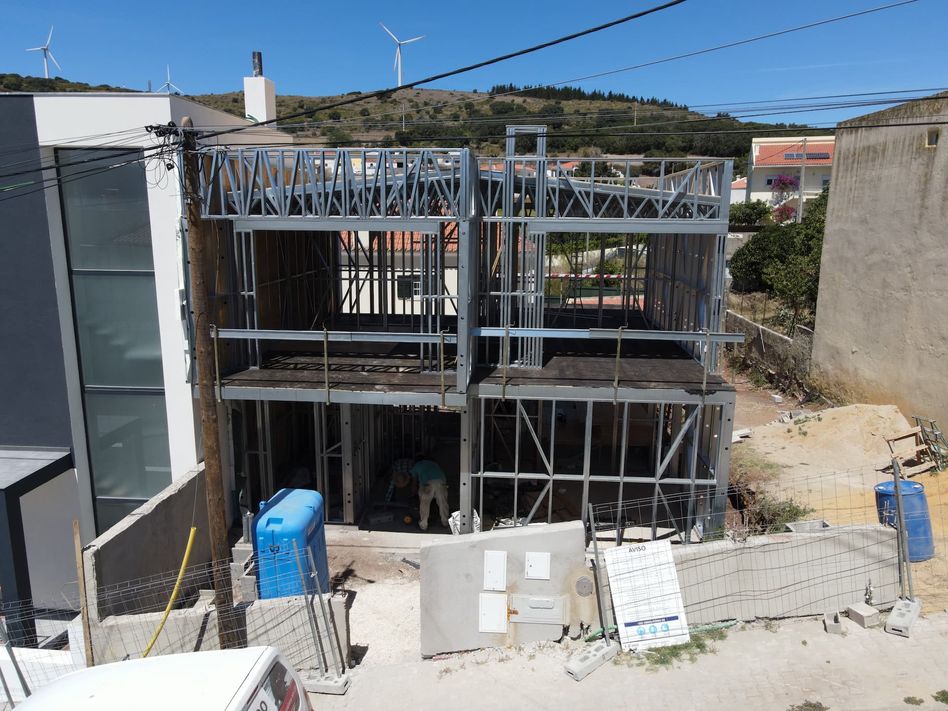 Vista Frontal Moradia LSF