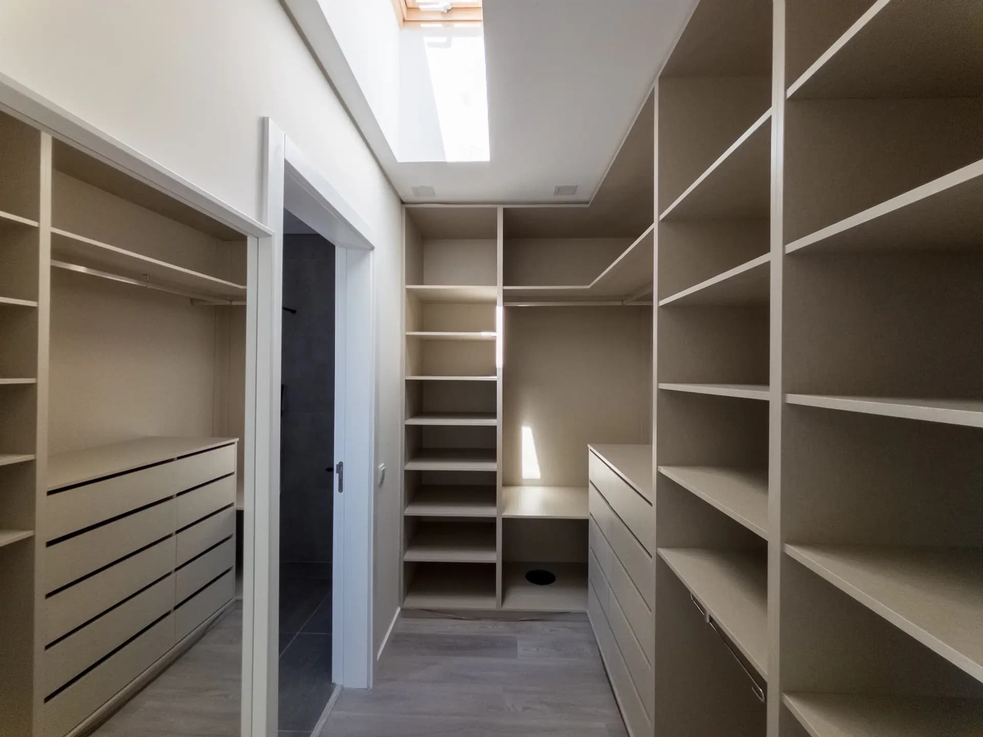 Closet Interior Suite