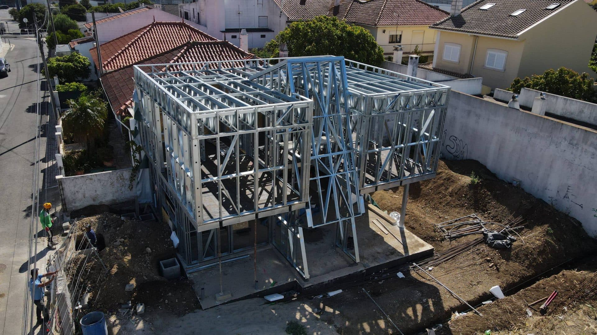 Vista Frontal Moradia LSF