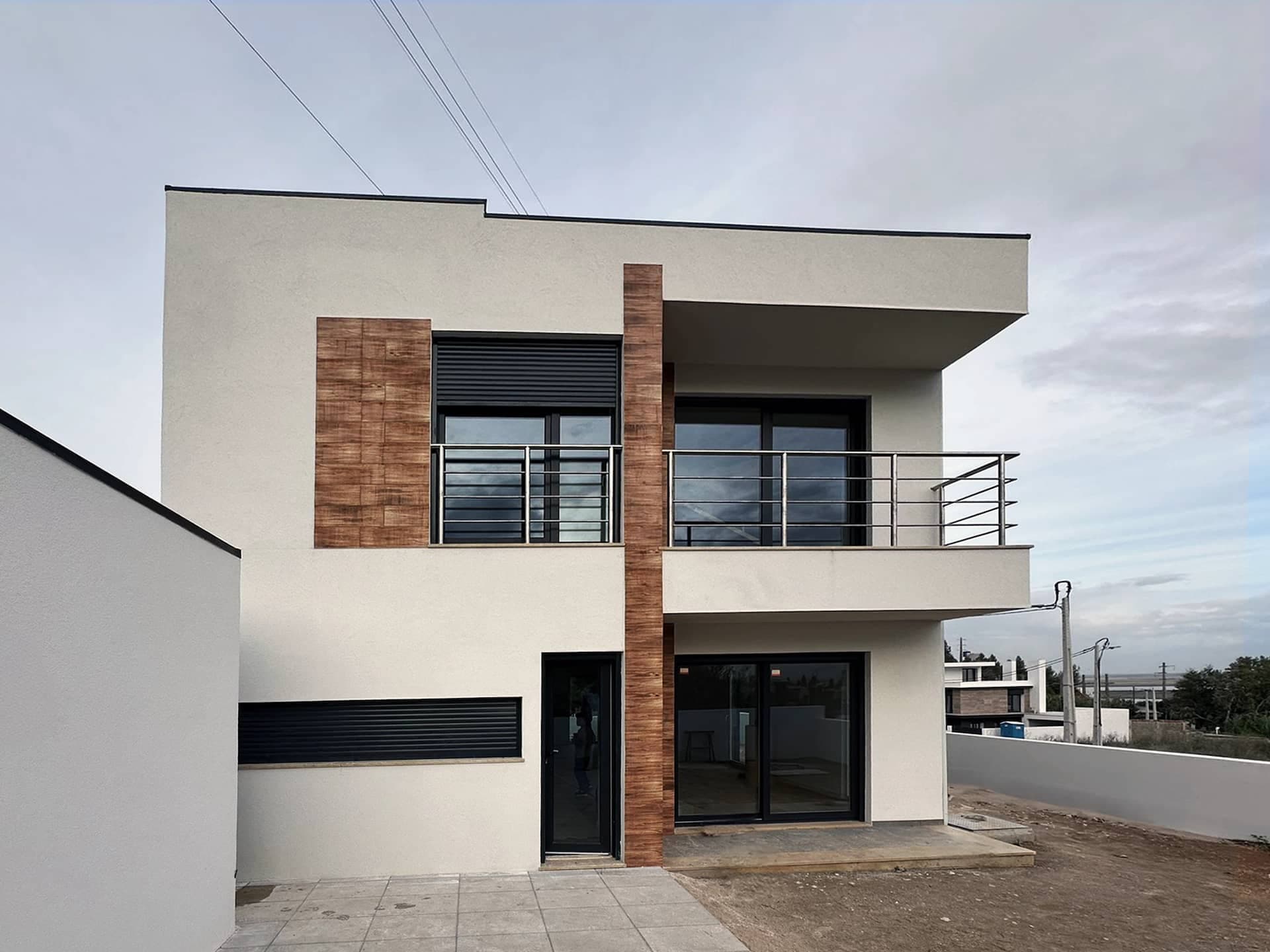 lateral-moradia-com-detalhes-em-pedra