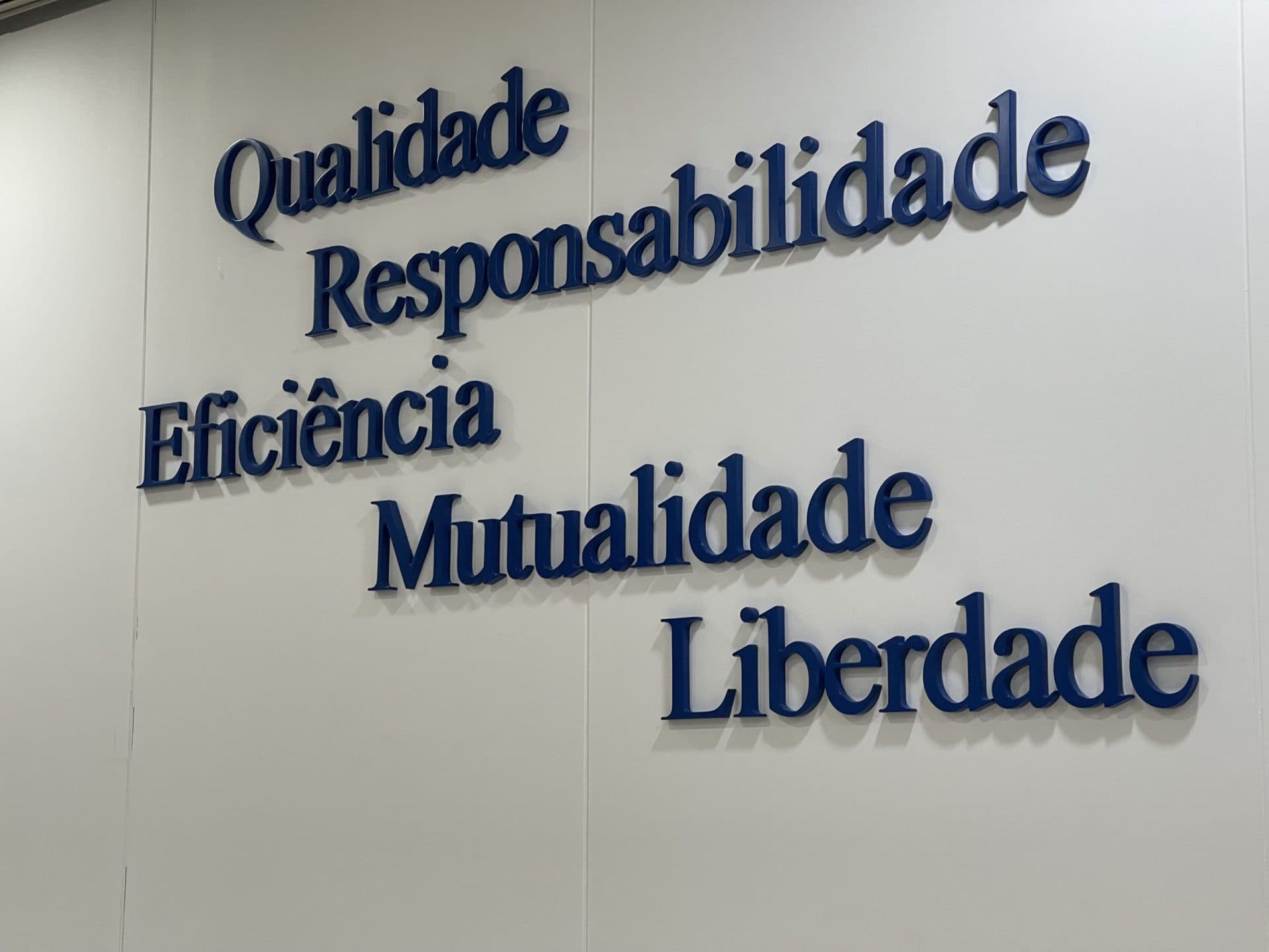 Letreiro na Parede